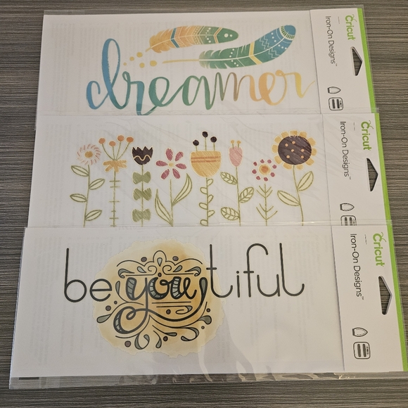 Cricut Iron-On Designs Bundle of 7 - Picture 9 of 10